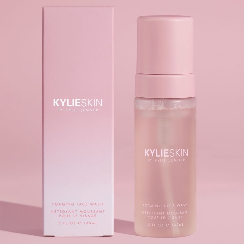 FOAMING FACE WASH BY KYLIESKIN